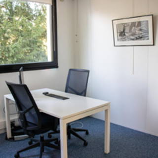 Bureau privé 10 m² 1 poste Coworking Rue Paul Bellamy Nantes 44000 - photo 1